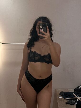 222trin Foto Desnuda Filtrada OnlyFans 14