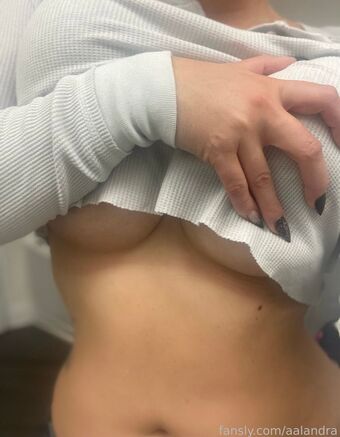 aalandra Foto Desnuda Filtrada OnlyFans 12