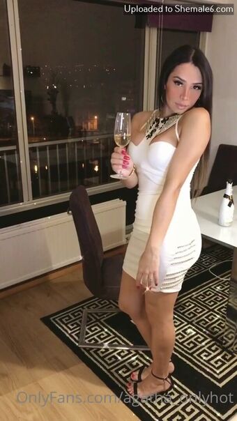 Agatha Onlyhot Foto Desnuda Filtrada OnlyFans 5