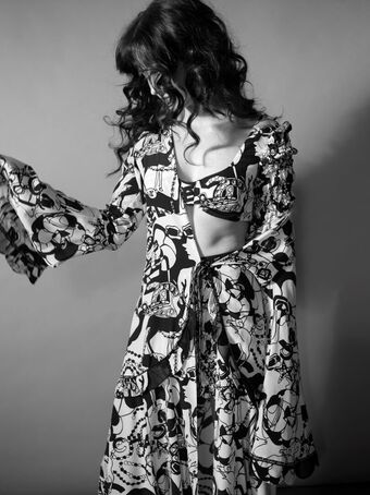 Aisling Franciosi Foto Desnuda Filtrada OnlyFans 19