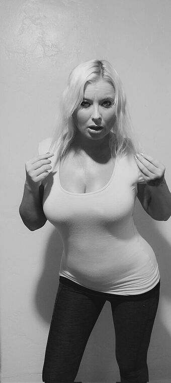 Ali Rhoades Foto Desnuda Filtrada OnlyFans 24
