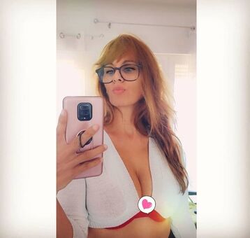 aliboni001 / aliboni / Alicia Bonilla / a spaniard cougar milf Foto Desnuda Filtrada OnlyFans 9