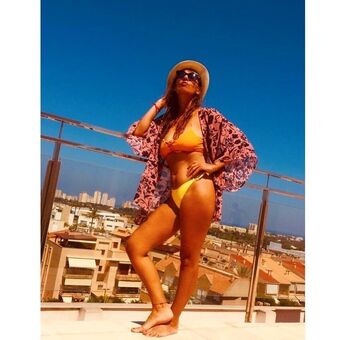 aliboni001 / aliboni / Alicia Bonilla / a spaniard cougar milf Foto Desnuda Filtrada OnlyFans 14