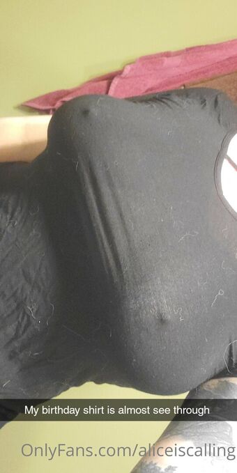 aliceiscalling Foto Desnuda Filtrada OnlyFans 4