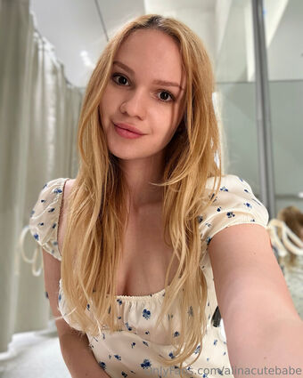 alinacutebabe Foto Desnuda Filtrada OnlyFans 67