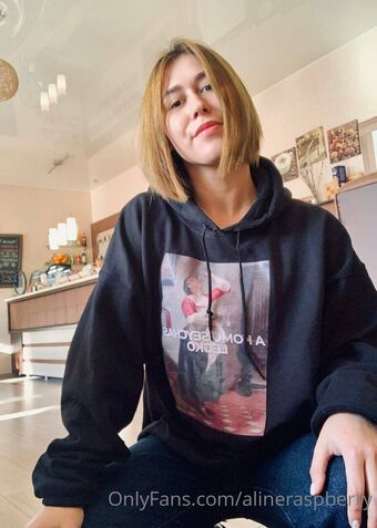 alineraspberry Foto Desnuda Filtrada OnlyFans 2