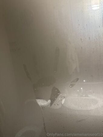 ameliaroseof10 Foto Desnuda Filtrada OnlyFans 5
