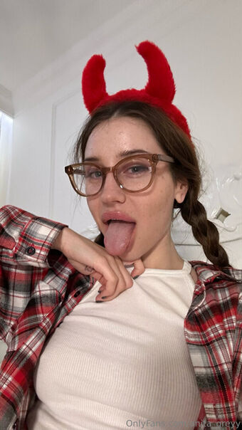 ananda_di