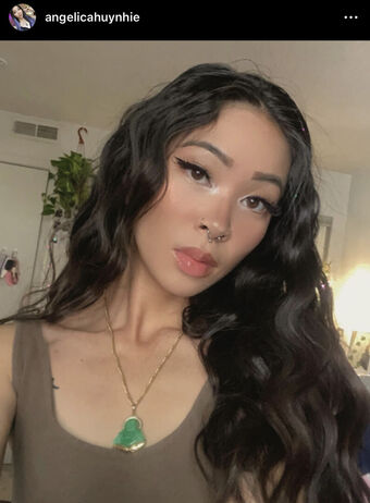 angelicahuynhie Foto Desnuda Filtrada OnlyFans 1