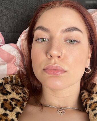 anihilation Foto Desnuda Filtrada OnlyFans 4
