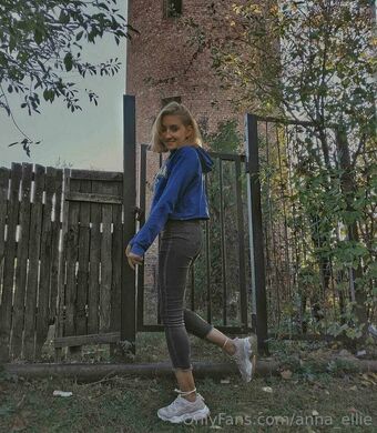 anna_ellie