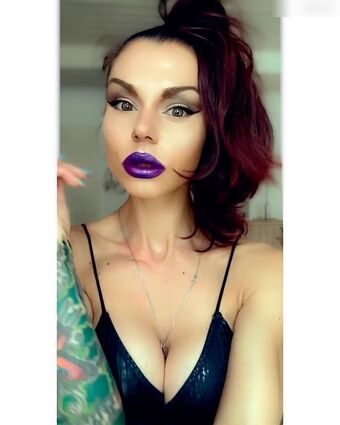 Anna Maier