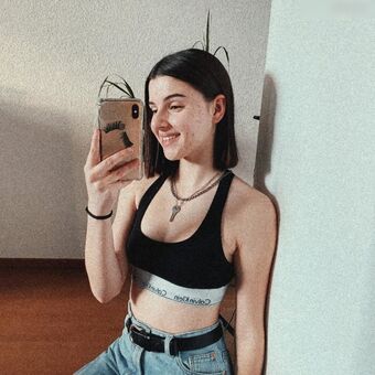 Anna-Maria / annvmariv / annvble