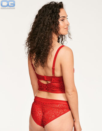 Anna Shaffer