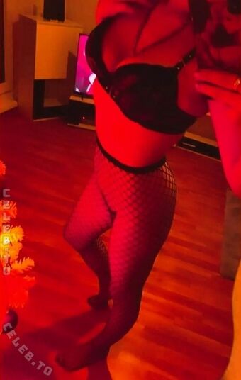 Anne Hot-Girl Foto Desnuda Filtrada OnlyFans 16