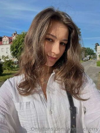annie_cherry