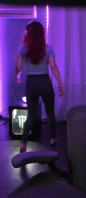AnnieFuchsia