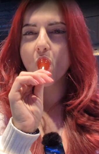 AnnieFuchsia