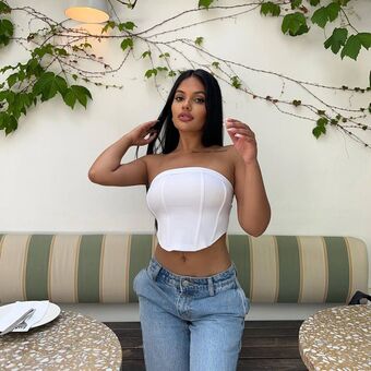 Ari Kumar Foto Desnuda Filtrada OnlyFans 8