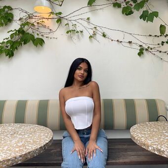 Ari Kumar Foto Desnuda Filtrada OnlyFans 9