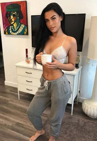 Ashlyn Castro Foto Desnuda Filtrada OnlyFans 1