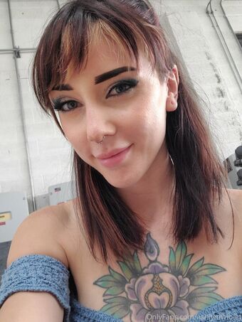 ashlynnviolet
