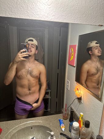 asmrhallpas Foto Desnuda Filtrada OnlyFans 18