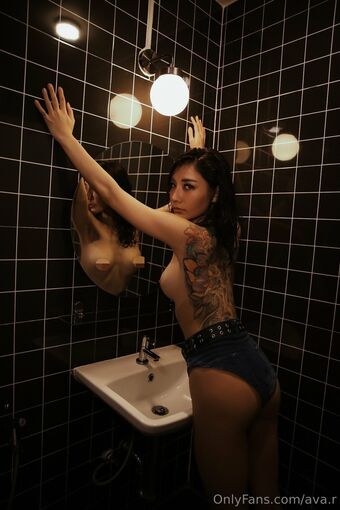 Ava.R Foto Desnuda Filtrada OnlyFans 23
