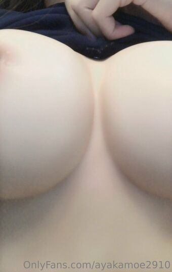 ayakamoe2910