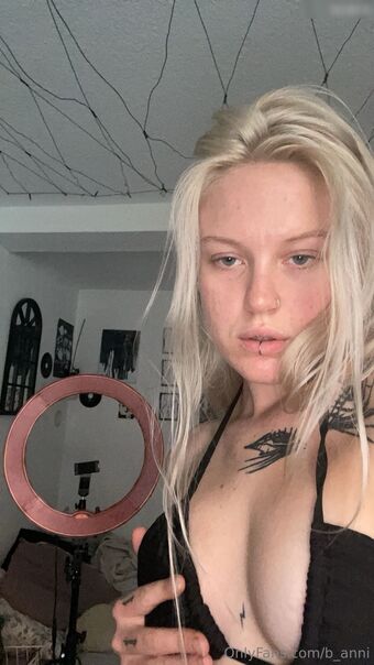 b_anni Foto Desnuda Filtrada OnlyFans 1