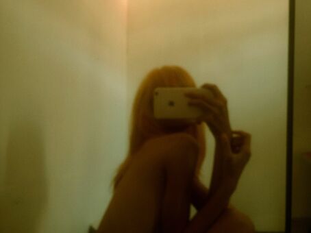 B.npk Foto Desnuda Filtrada OnlyFans 20