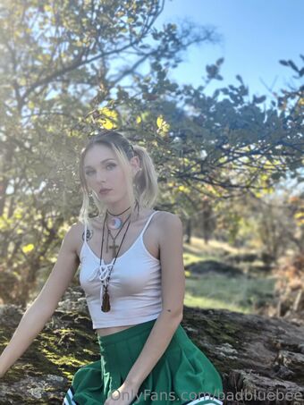 badbluebee Foto Desnuda Filtrada OnlyFans 15