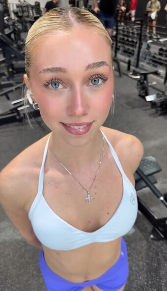 Barbellina / MC Foto Desnuda Filtrada OnlyFans 1