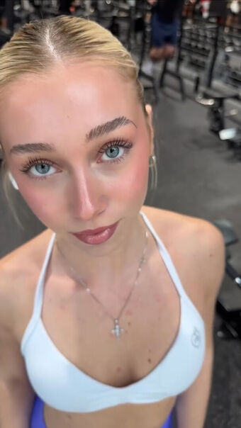 Barbellina / MC Foto Desnuda Filtrada OnlyFans 2