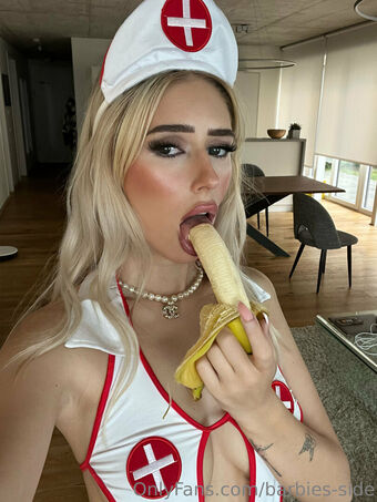 barbies-side Foto Desnuda Filtrada OnlyFans 12