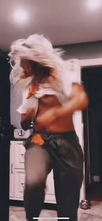Barbiewants2hype