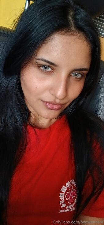 beawenceof Foto Desnuda Filtrada OnlyFans 27