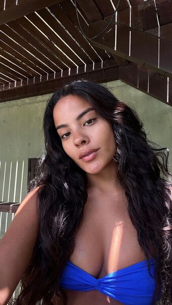 Bella Campos