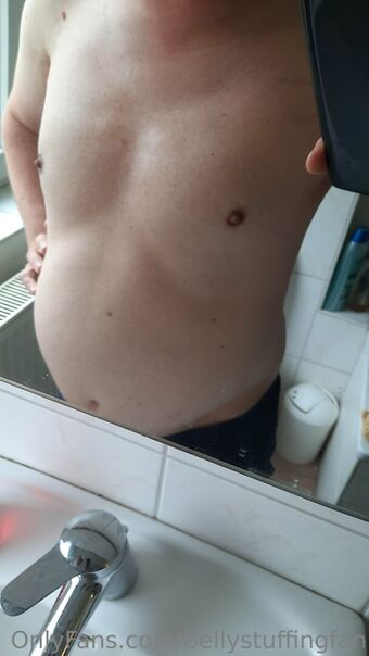 bellystuffingfan Foto Desnuda Filtrada OnlyFans 34