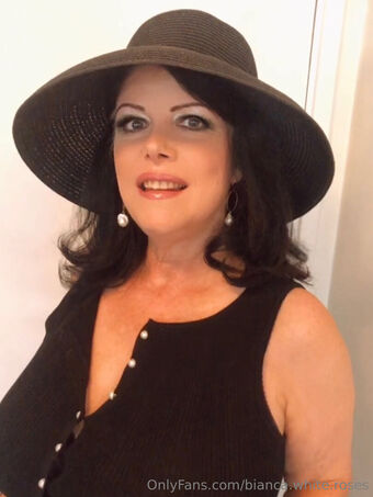 bianca.white.roses Foto Desnuda Filtrada OnlyFans 13