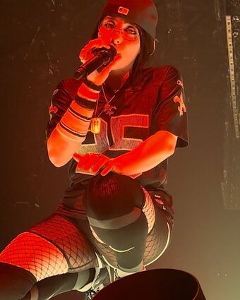 Billie Eilish Foto Desnuda Filtrada OnlyFans 1347