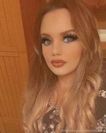 bombshellchloe1