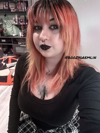 BoozyGremlinx Foto Desnuda Filtrada OnlyFans 37