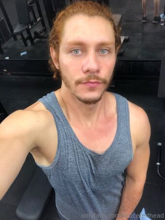 bruceredhead Foto Desnuda Filtrada OnlyFans 18