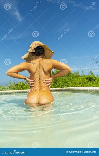 Brunetta Foto Desnuda Filtrada OnlyFans 9
