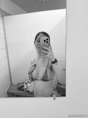 bubblebitchh Foto Desnuda Filtrada OnlyFans 19