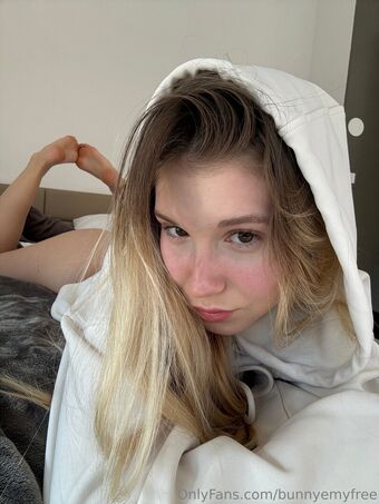 bunnyemyfree Foto Desnuda Filtrada OnlyFans 8