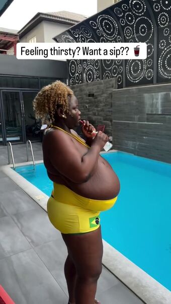 Busty Vivian Foto Desnuda Filtrada OnlyFans 53