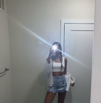 capsinfour Foto Desnuda Filtrada OnlyFans 23
