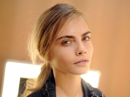 caradelevingne Foto Desnuda Filtrada OnlyFans 20